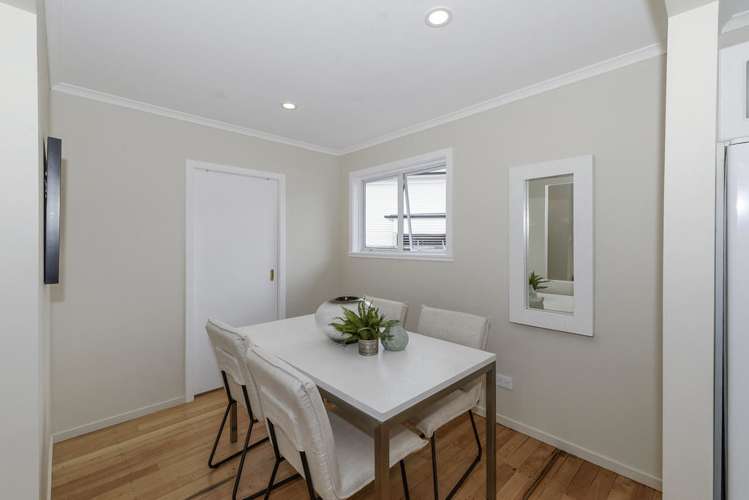 59 Covil Avenue Te Atatu South_7