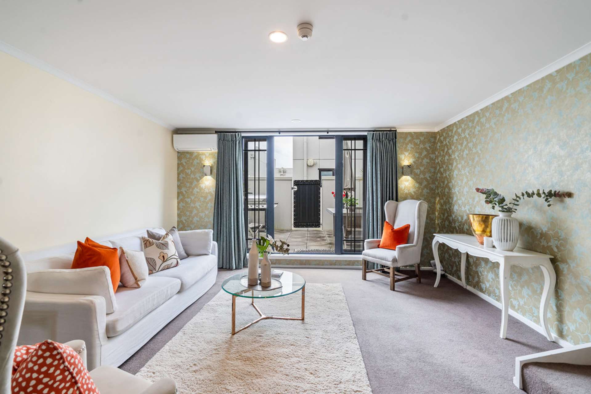 1f/8 Farnham Street Parnell_0