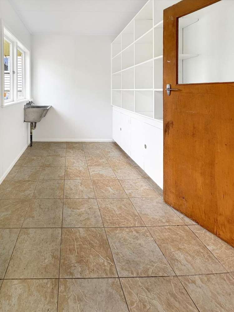 18 Abbotsford road 2124_9