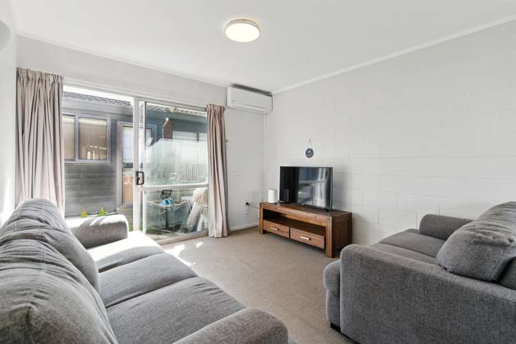 271 Oceanbeach Road Mt Maunganui_8