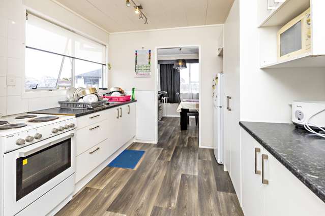 3 Espada Place Clover Park_2