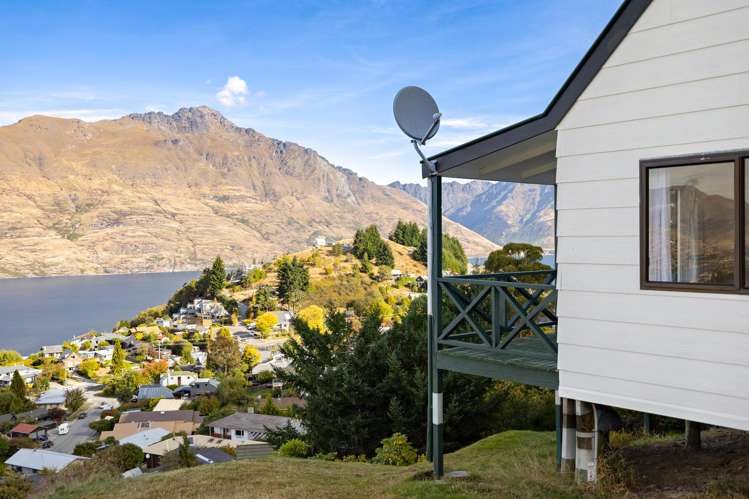 1 Von Place Fernhill/Sunshine Bay_16