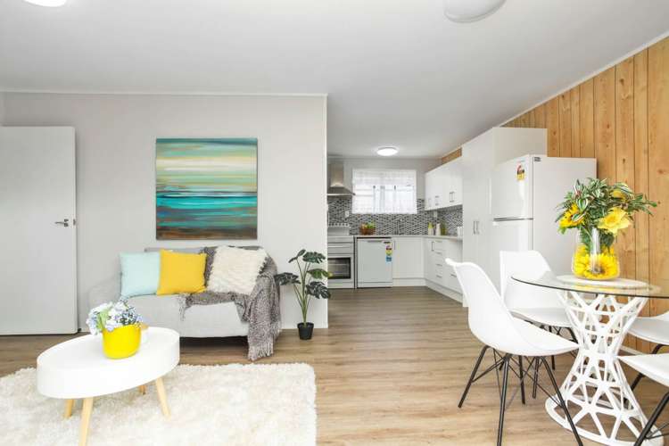 2/72 Portage Road New Lynn_1