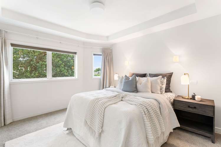 2/154 Marine Parade Mt Maunganui_11