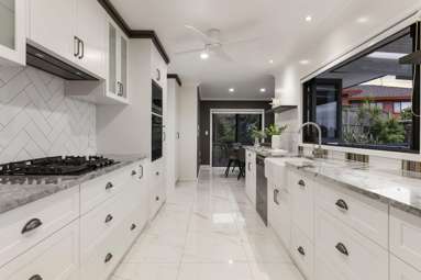 589e East Coast Road_2