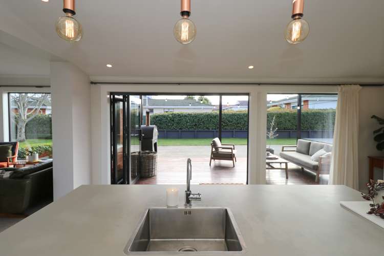 67 Antrim Street Windsor_9