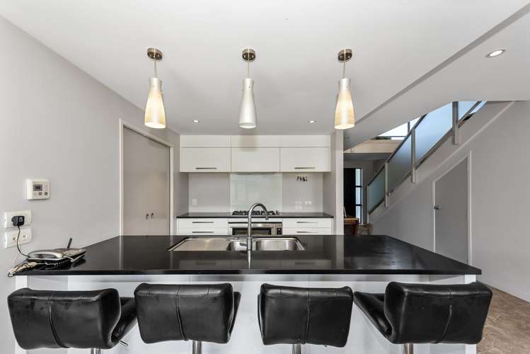 35 Heathfield Avenue Huntington_9