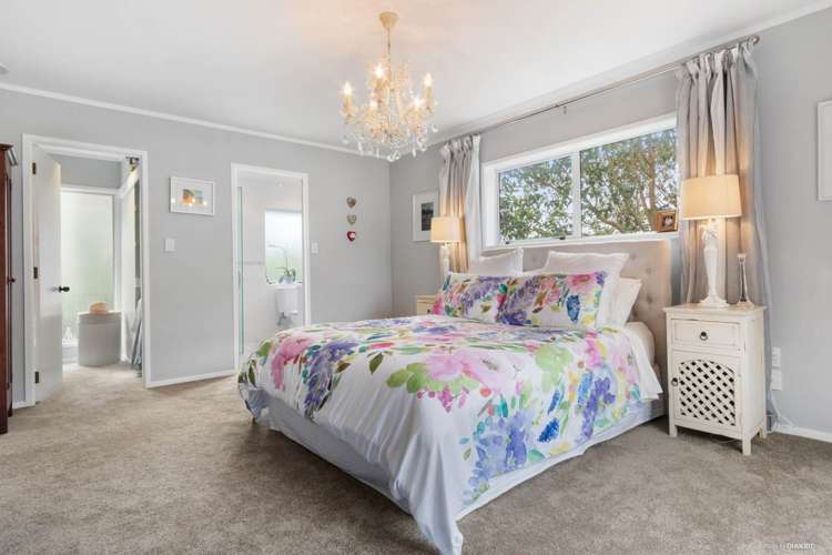 871 Glenbrook Road Kingseat_10