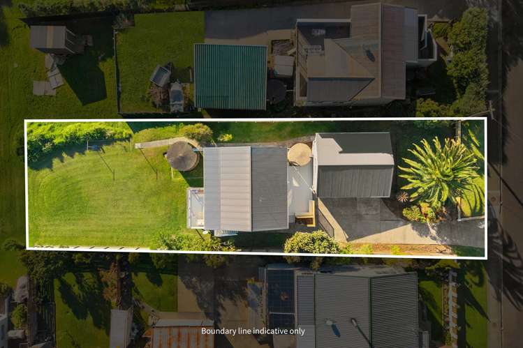 31 Shakespear Road Army Bay_23