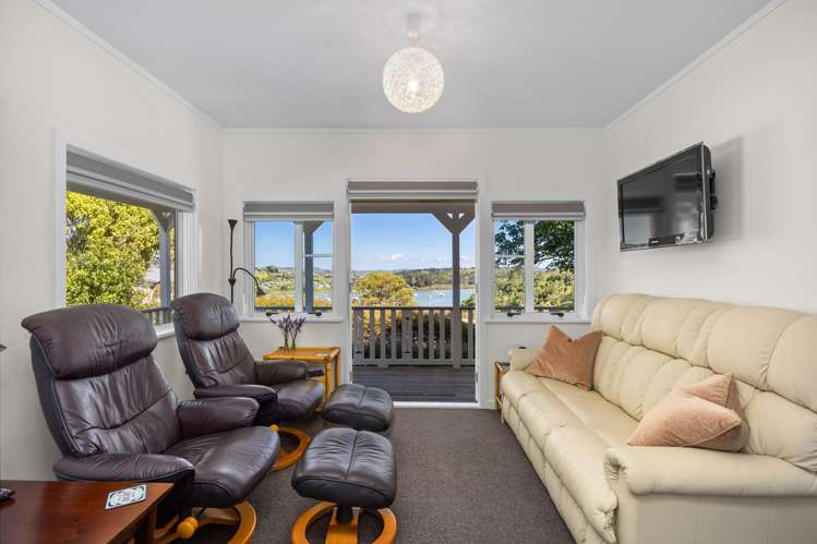 35 Oxford Street Whakapirau_9