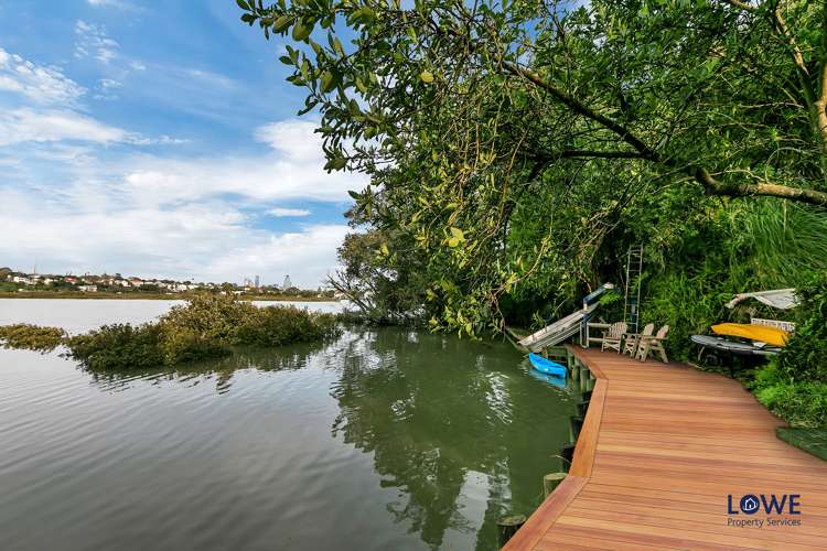 63 Ngataringa Road Devonport_16