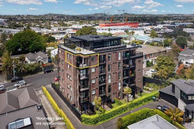 Elevated Living with Views to Impress