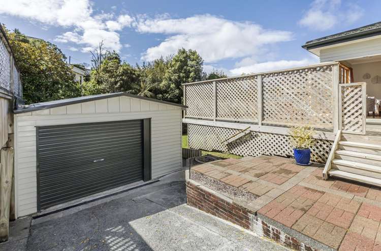 8 Lyndhurst Road Tawa_22