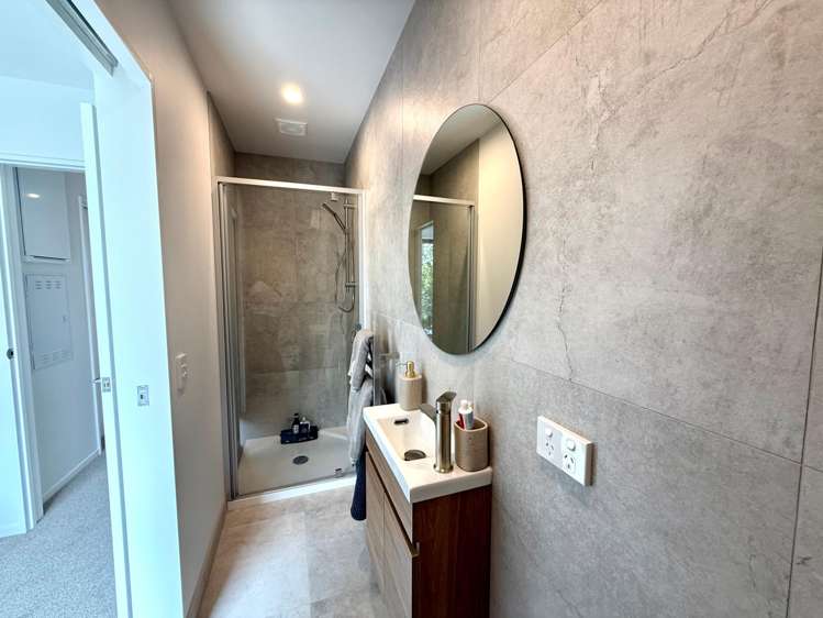  6/90 Holly Road Saint Albans_14