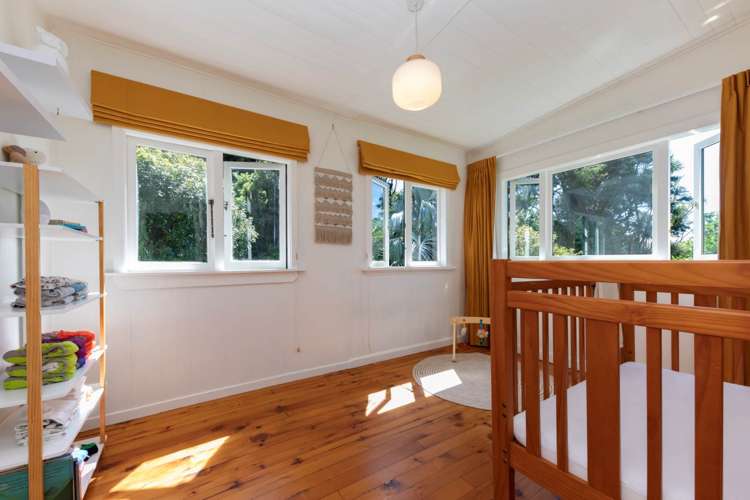 23 Kauri Point Road Laingholm_10