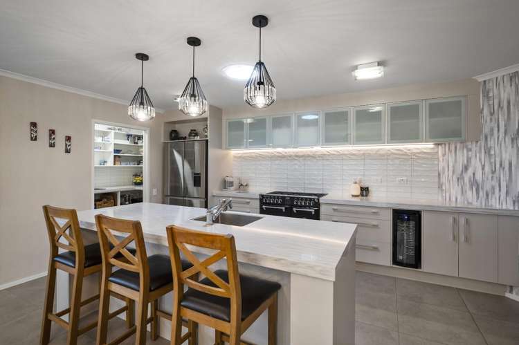 167 Hollister Lane Ohauiti_1