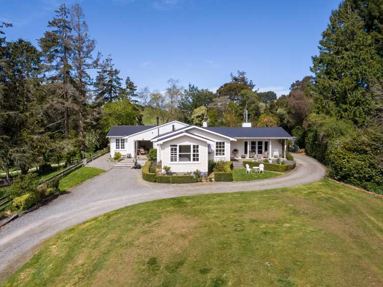 2122 Masterton Castlepoint Road Masterton_13