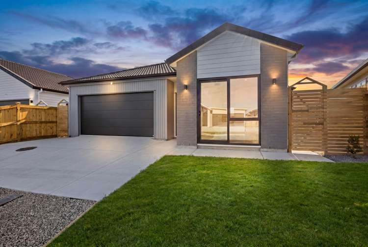 7 Tuwai Crescent Opaheke_24