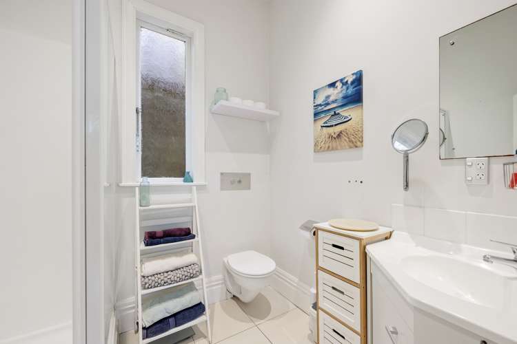 15 Chilka Street Berhampore_9