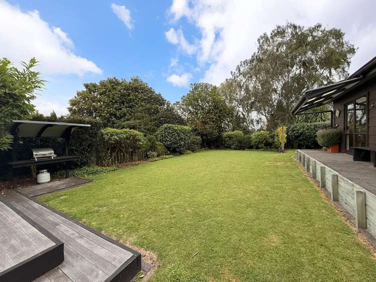 54 Hinekura Avenue 11210_21