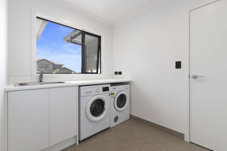 26 Drower Glen Flagstaff_18