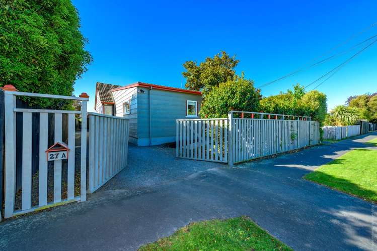 27a Achilles Street Burwood_21