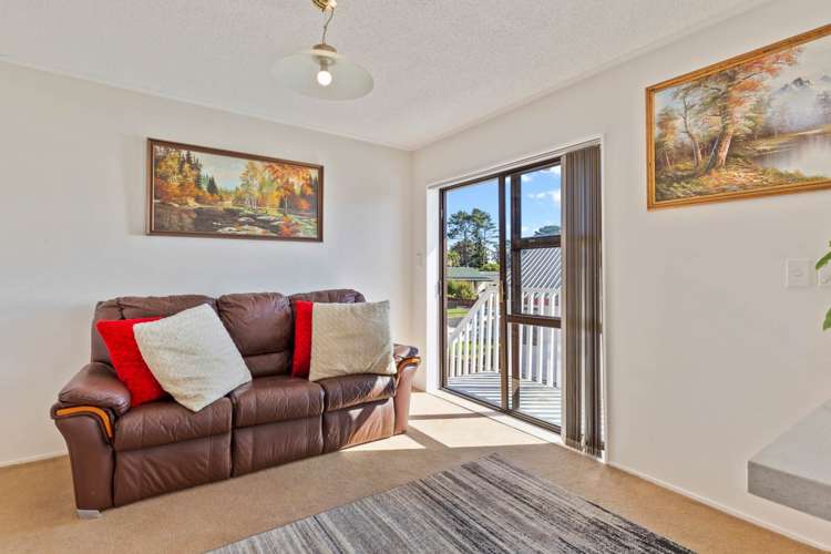 5 Oakmont Place Wattle Downs_8