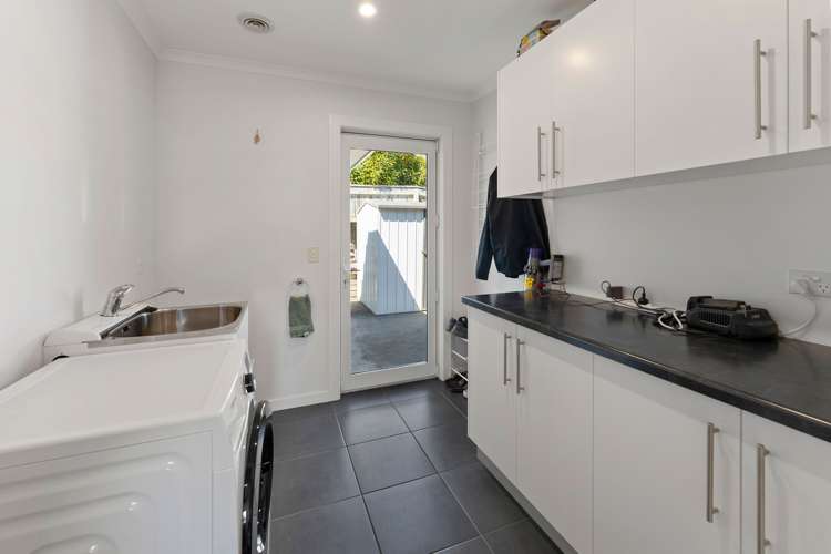 13 Heron Grove Richmond_20