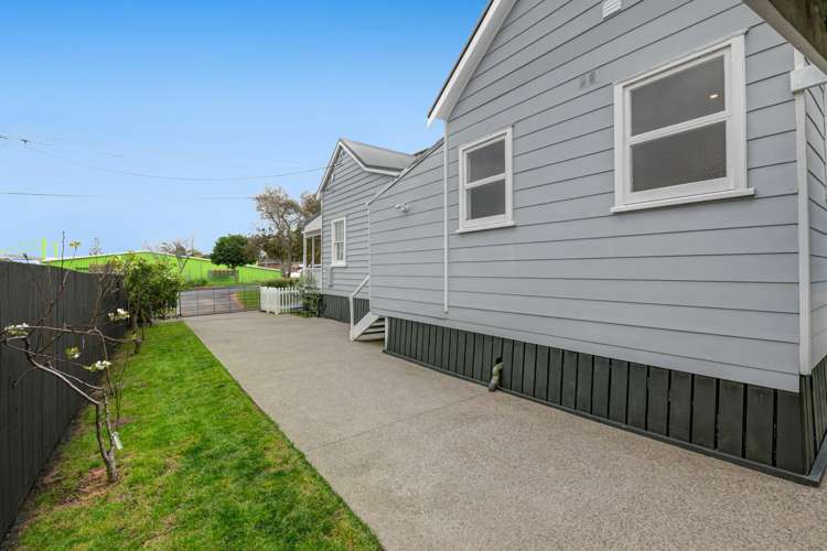 1 Karaka Street Helensville_38