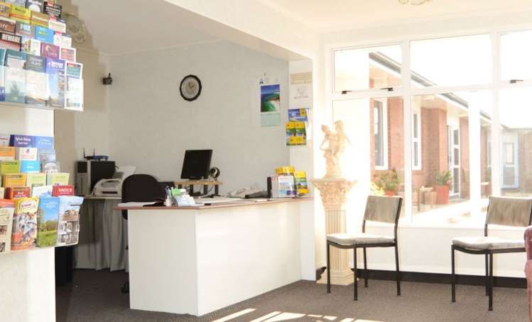 554 Tay Street Hawthorndale_11