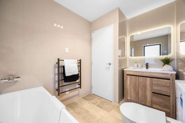 44 Nanjing Road Pukekohe_12