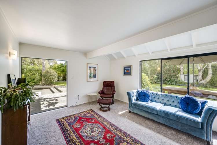 1127 Riverslea Road South Longlands_21