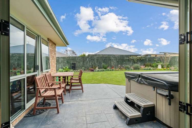 9 Lightning Close Wigram_4