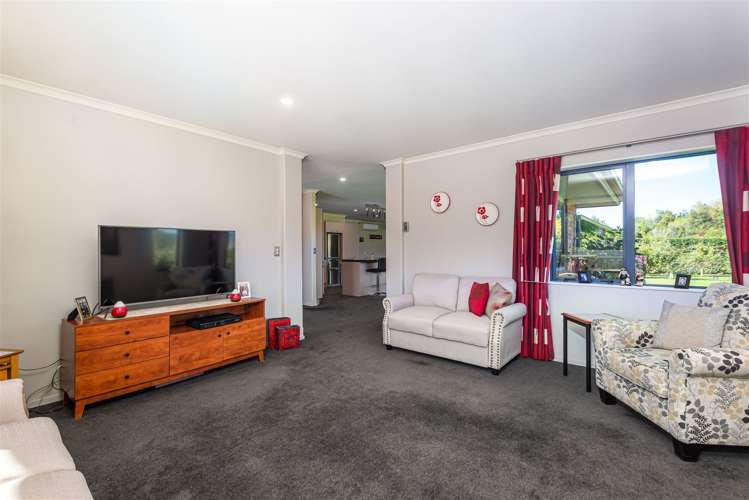 10 John Leith Place Leithfield_6