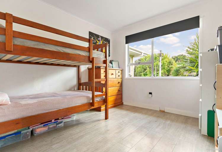 38 Sylvan Crescent Te Atatu South_9