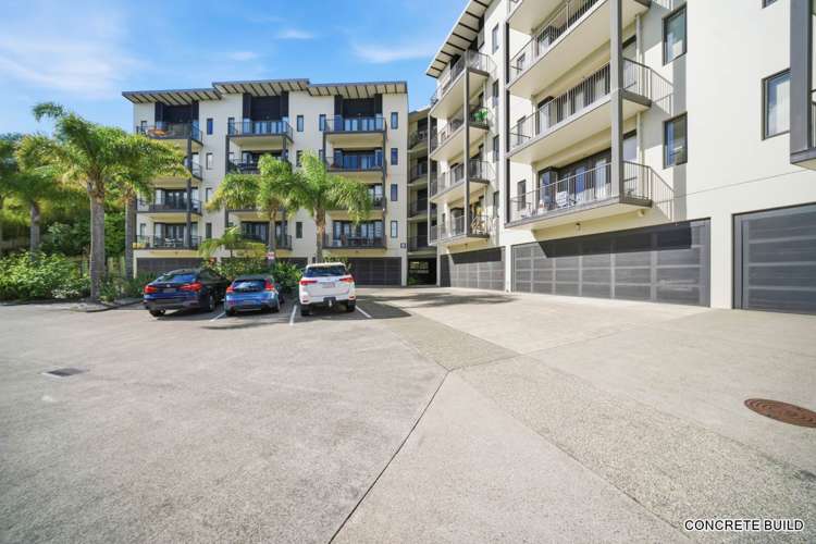 B 203/525 East Coast Road Browns Bay_2