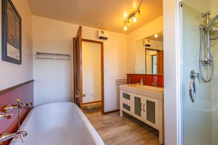 77 Goldfinch Street Ohakune_16