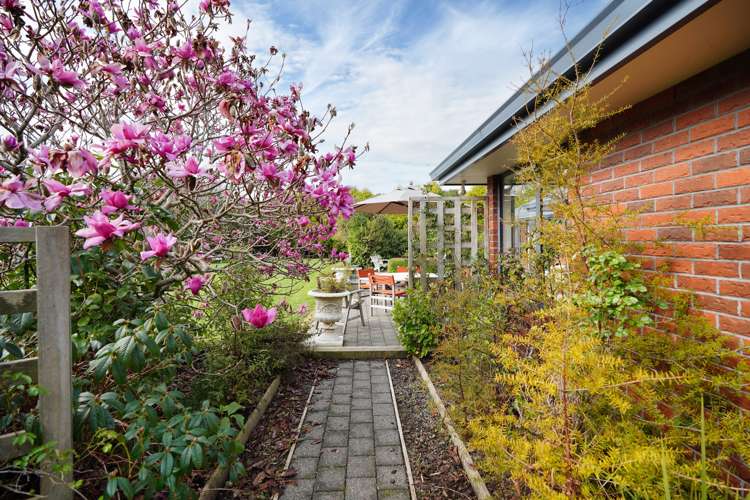 25 Spence Avenue Otatara_22