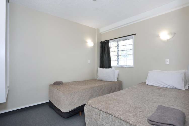 167 Fitzherbert Avenue West End_16