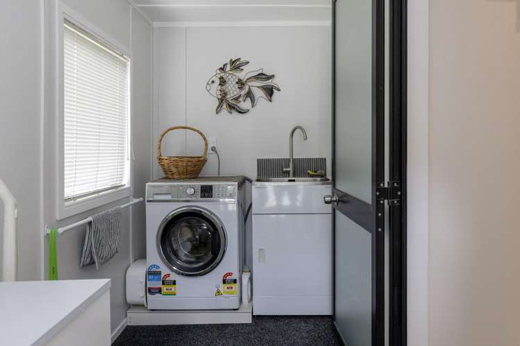 6 Turangitukua Terrace Whareroa_22