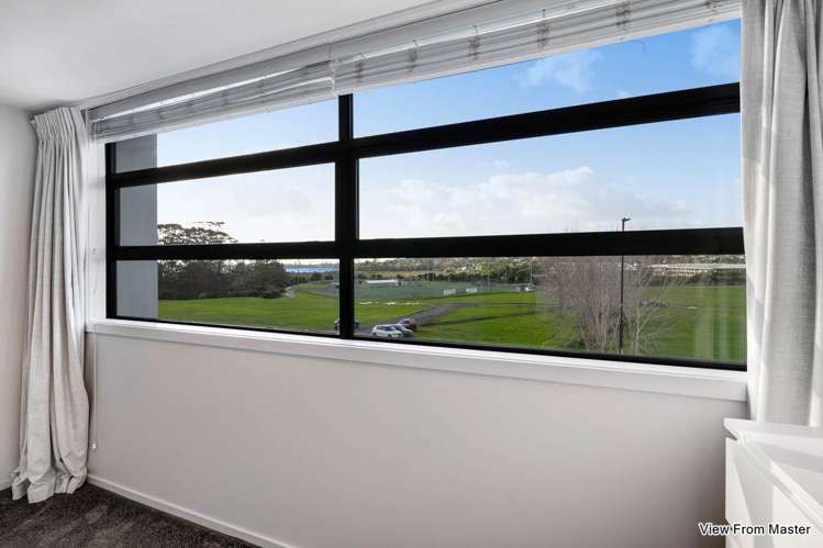 20/4 Stables Lane Silverdale_11