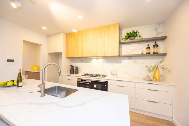 52 Tipu Crescent Milldale_2