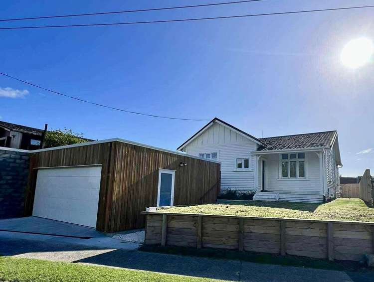 109 Clemow Road_0