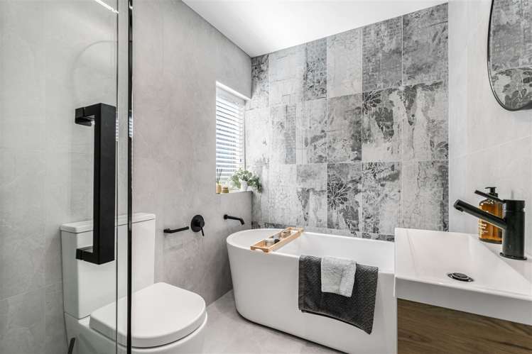 3/25 Waitemata Road Hauraki_11