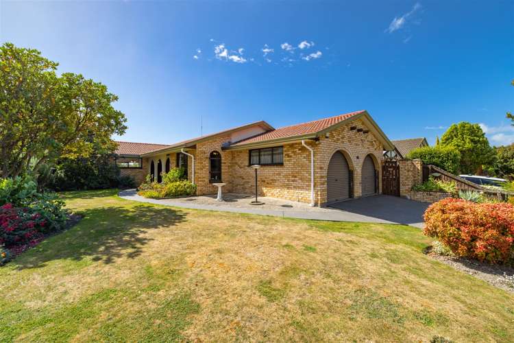 34 Karnak Crescent Russley_19