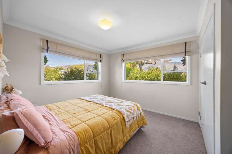 132 Aubrey Road Wanaka_11