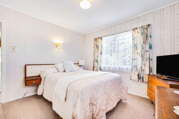 29 Kaikoura Street Henderson_14