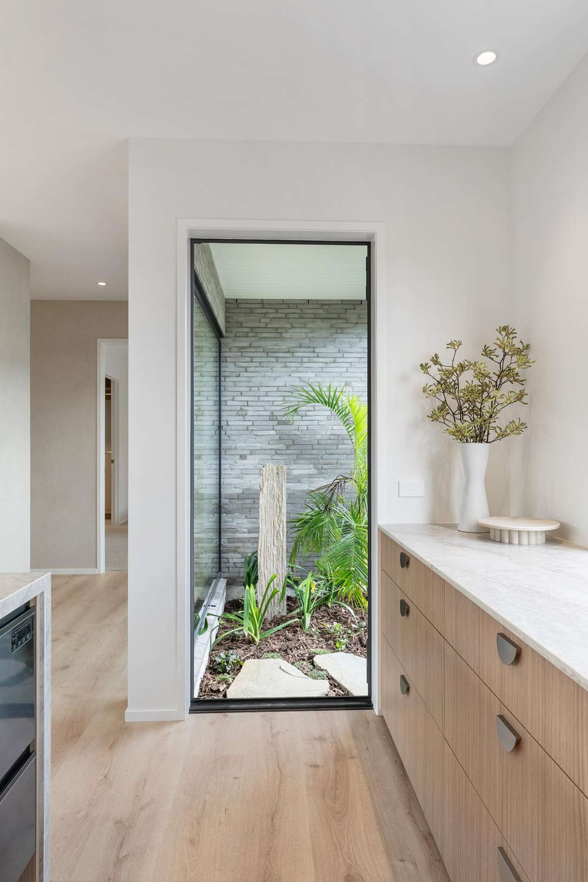 21 William Gilbert Drive_5