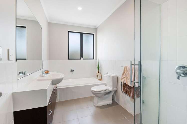 15 Balboa Drive Matakatia_19