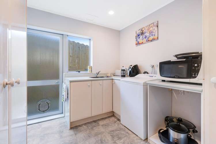 1326 Whangaparaoa Road Army Bay_23